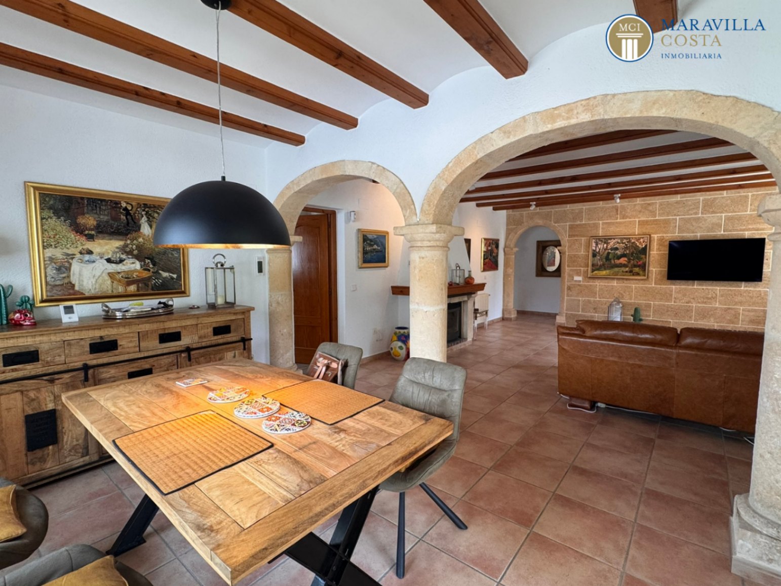 Sonniges Wohlfühlhaus mit mediterranem Garten, Pool und traumhafter Naya im Verkauf in Jávea (Alicante)
