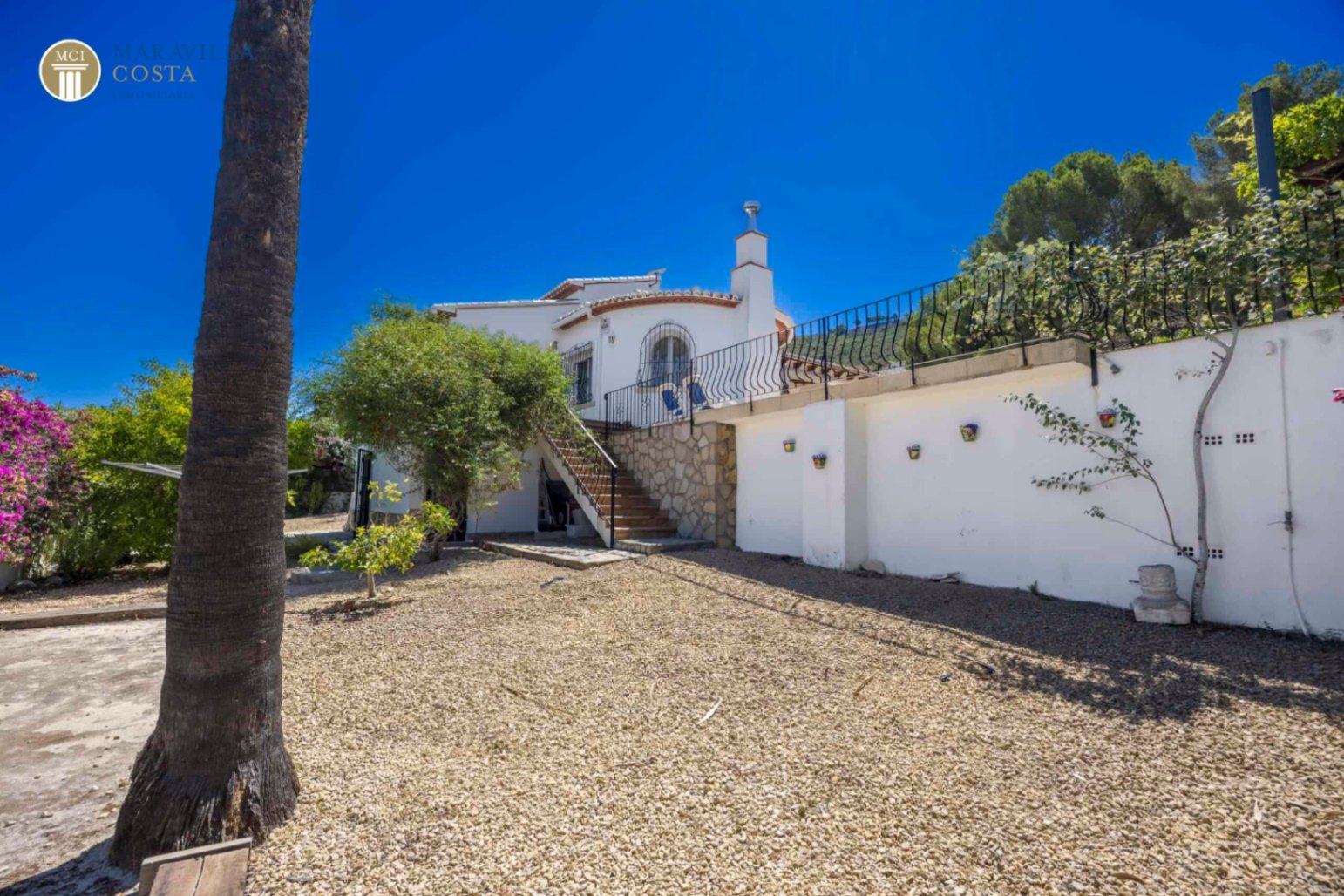 Charmante mediterrane Villa mit Panoramablick.
