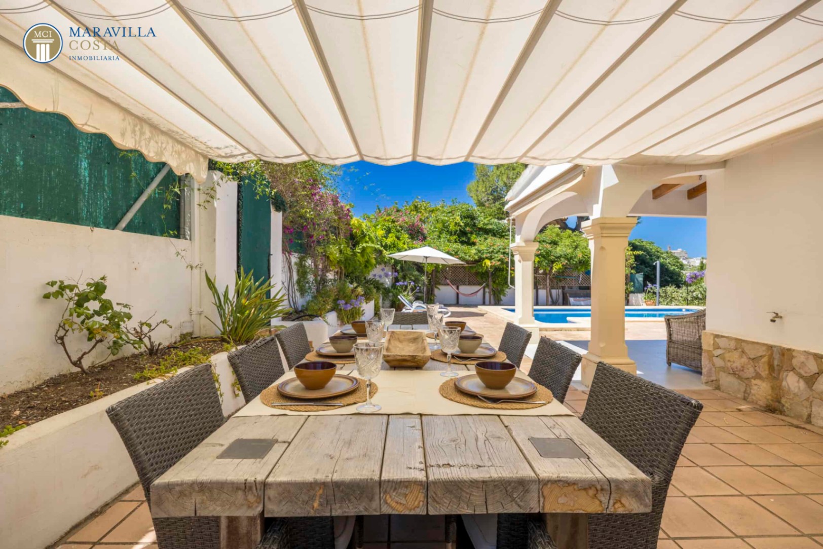 Charmante mediterrane Villa mit Panoramablick.