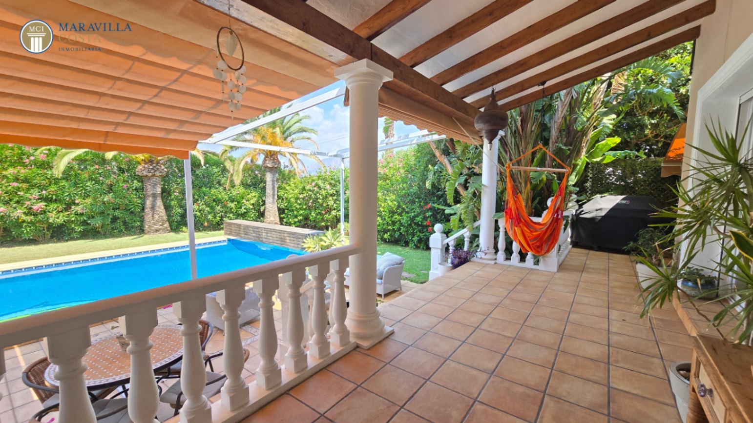 Grosszügige, elegante Villa im mediterranen Stil