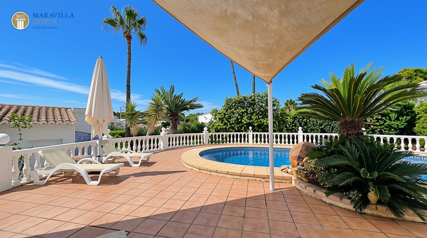 Stilvolle Villa mit Meerblick, Gästehaus und privatem Poolbereich in Jávea
