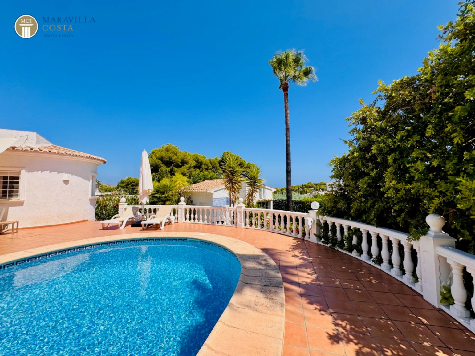 Stilvolle Villa mit Meerblick, Gästehaus und privatem Poolbereich in Jávea