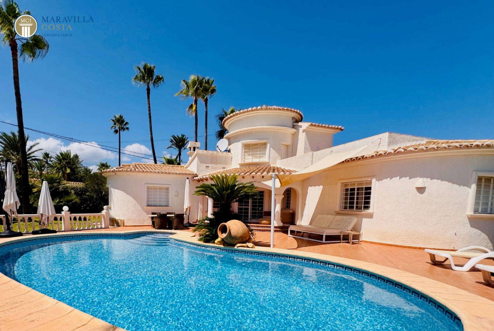 Stilvolle Villa mit Meerblick, Gästehaus und privatem Poolbereich in Jávea