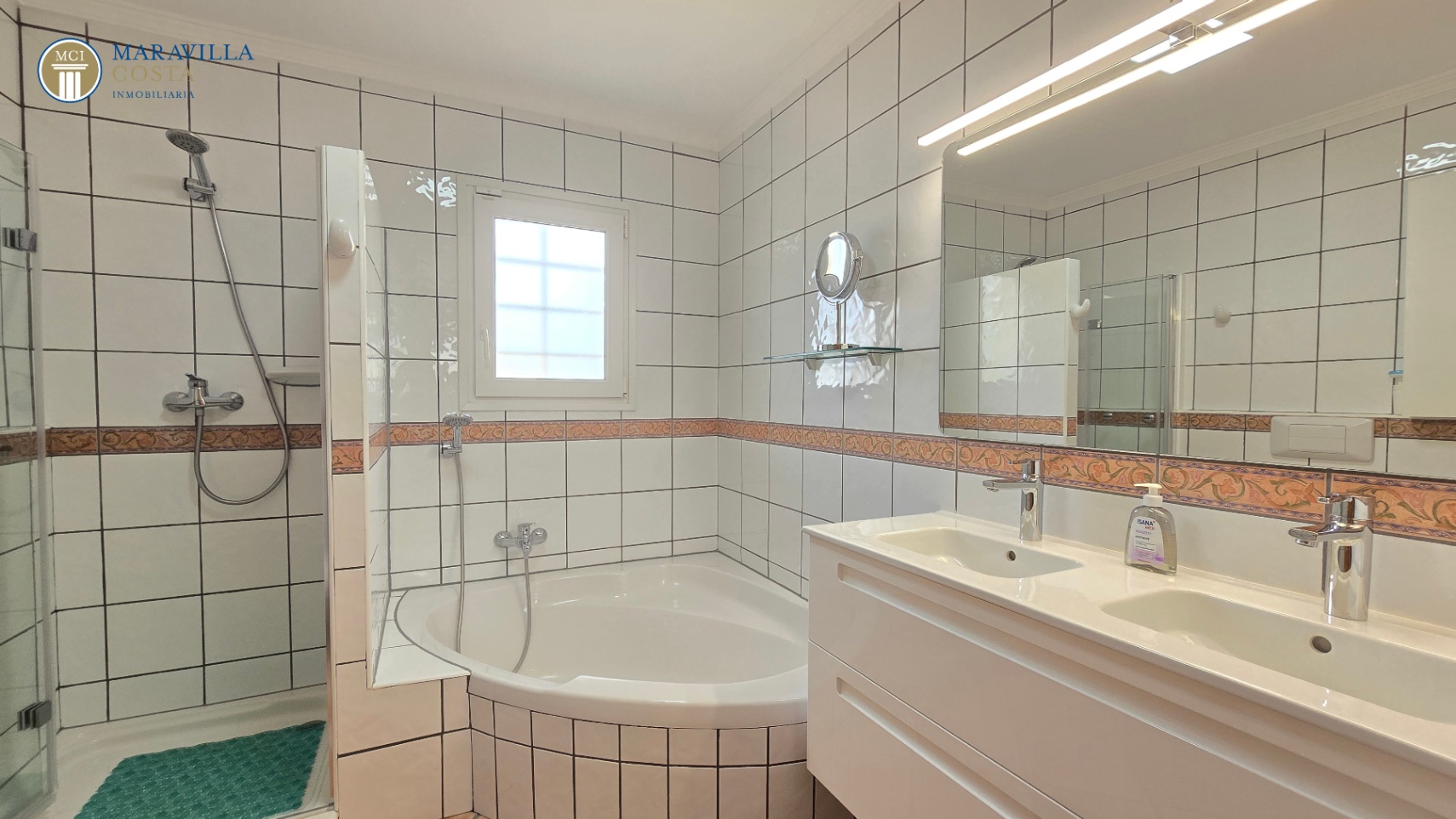 Stilvolle Villa mit Meerblick, Gästehaus und privatem Poolbereich in Jávea