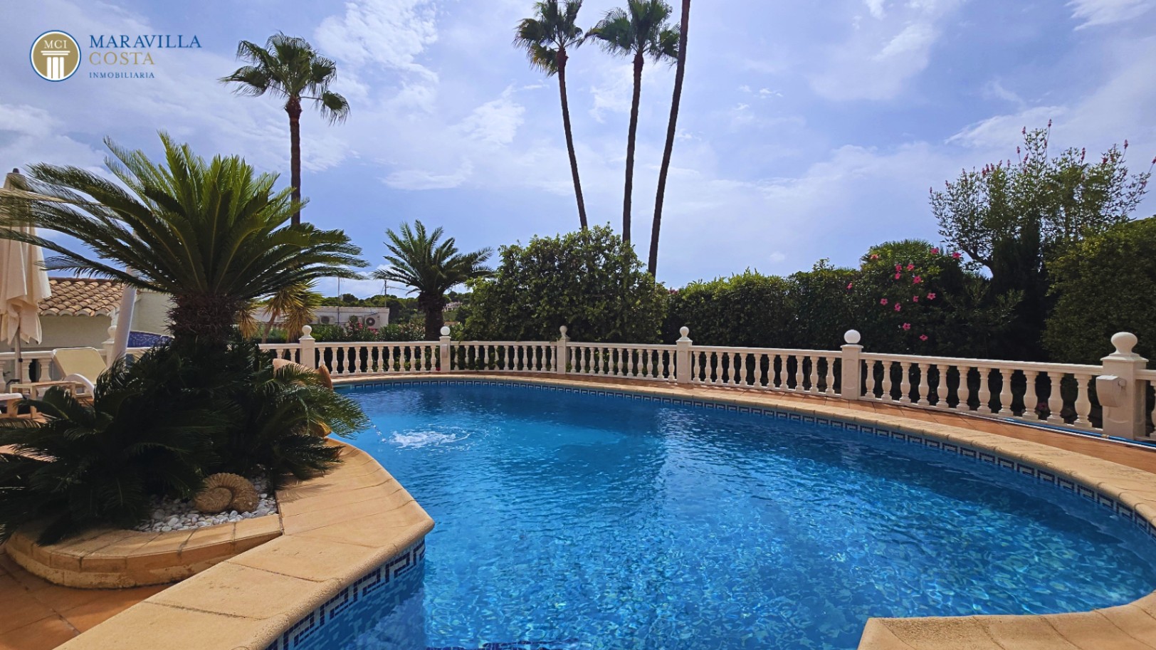 Stilvolle Villa mit Meerblick, Gästehaus und privatem Poolbereich in Jávea