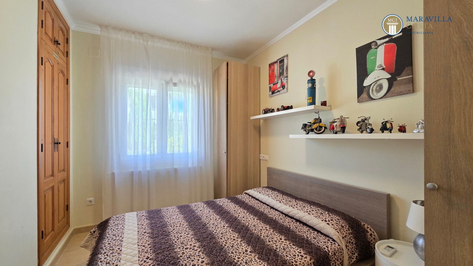  Sehr gepflegtes, mediterranes Haus auf einer Ebene in Jávea zu verkaufen