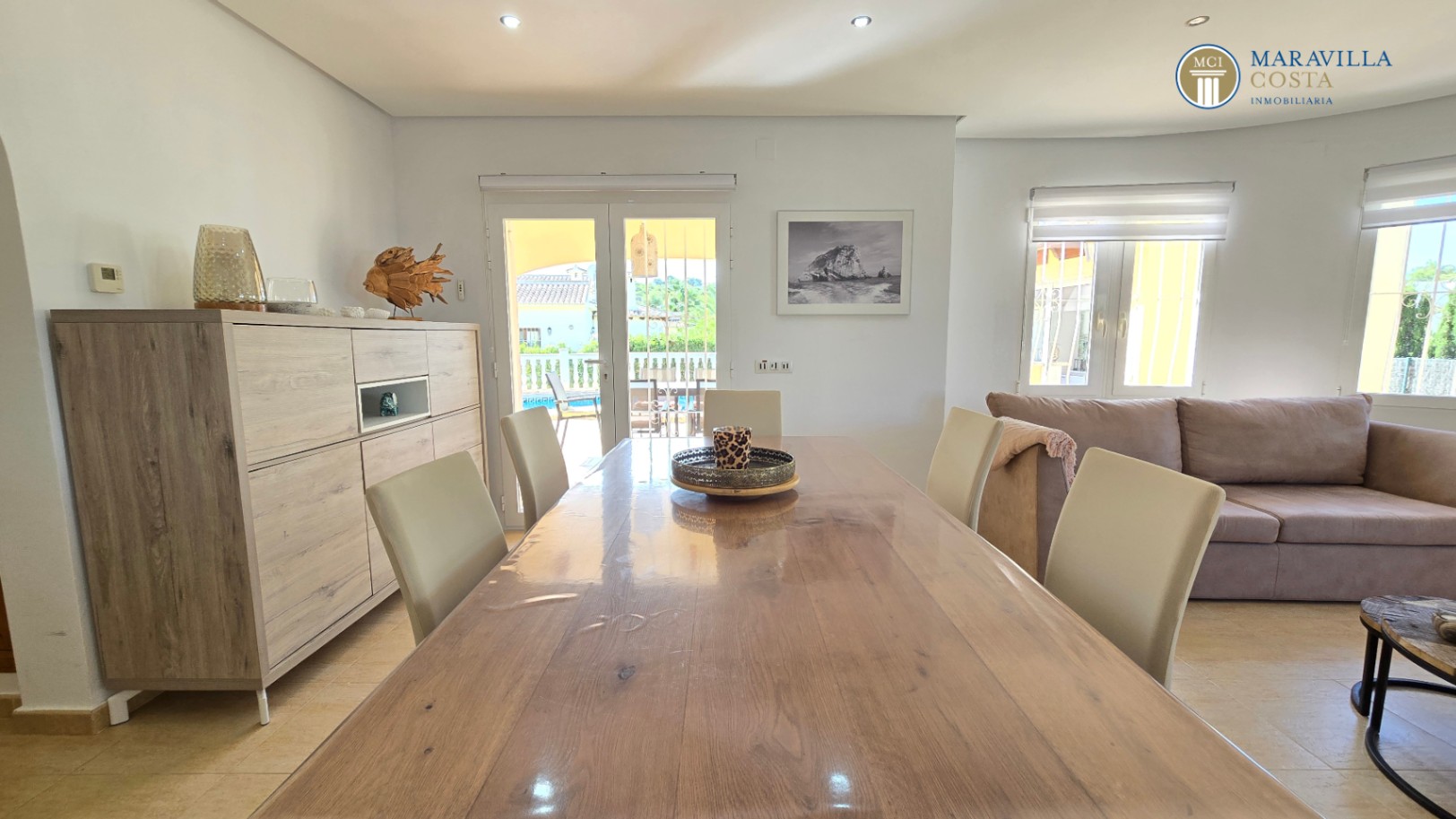  Sehr gepflegtes, mediterranes Haus auf einer Ebene in Jávea zu verkaufen