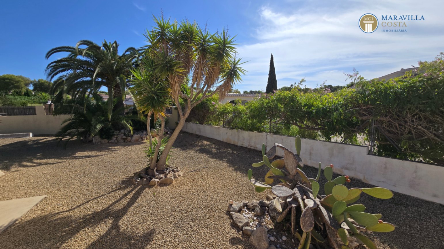  Sehr gepflegtes, mediterranes Haus auf einer Ebene in Jávea zu verkaufen