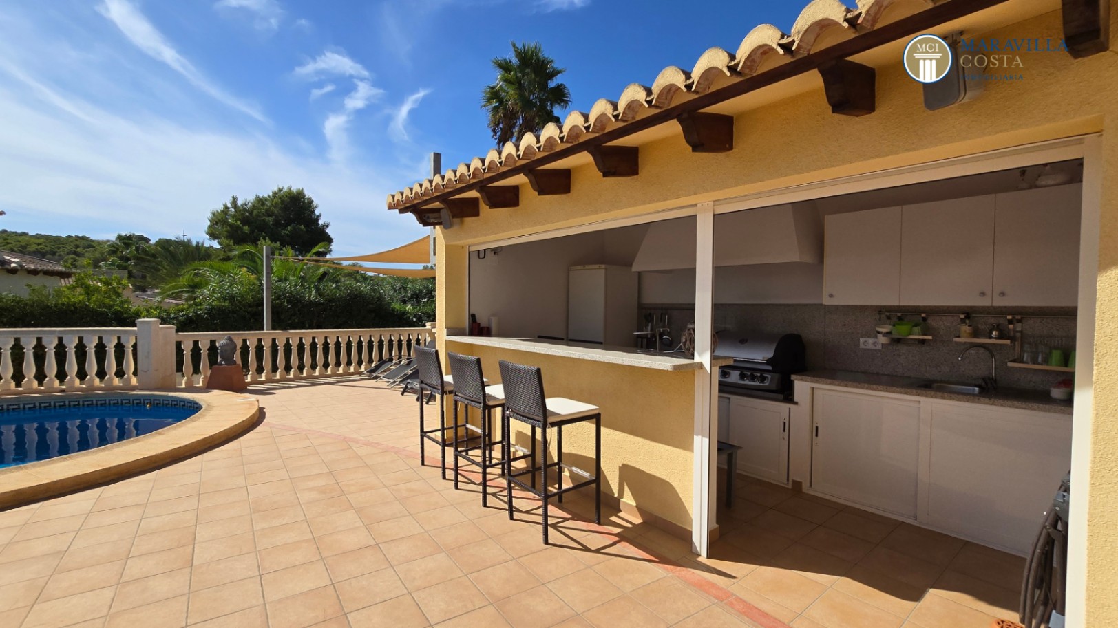  Sehr gepflegtes, mediterranes Haus auf einer Ebene in Jávea zu verkaufen