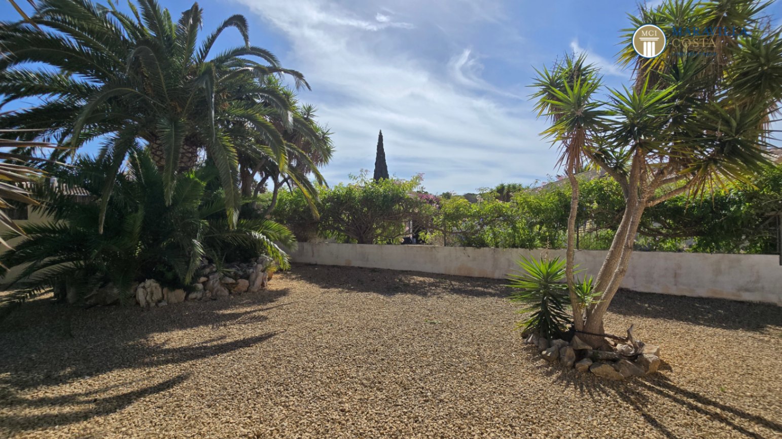  Sehr gepflegtes, mediterranes Haus auf einer Ebene in Jávea zu verkaufen