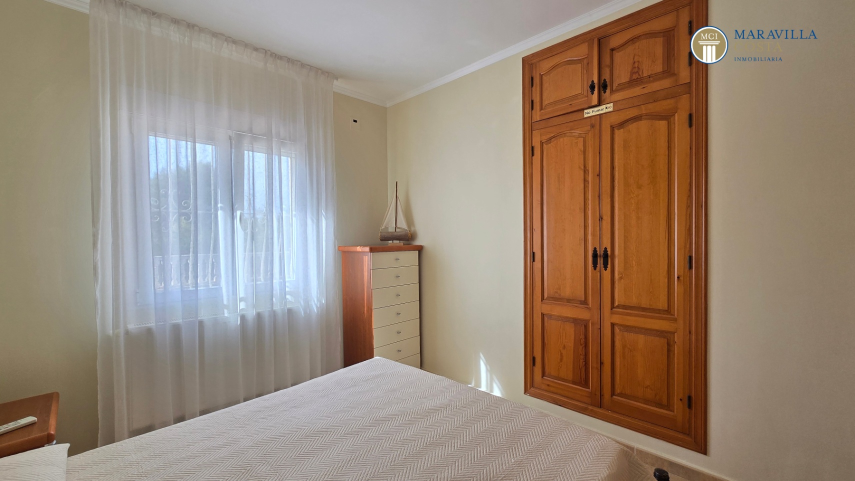  Sehr gepflegtes, mediterranes Haus auf einer Ebene in Jávea zu verkaufen