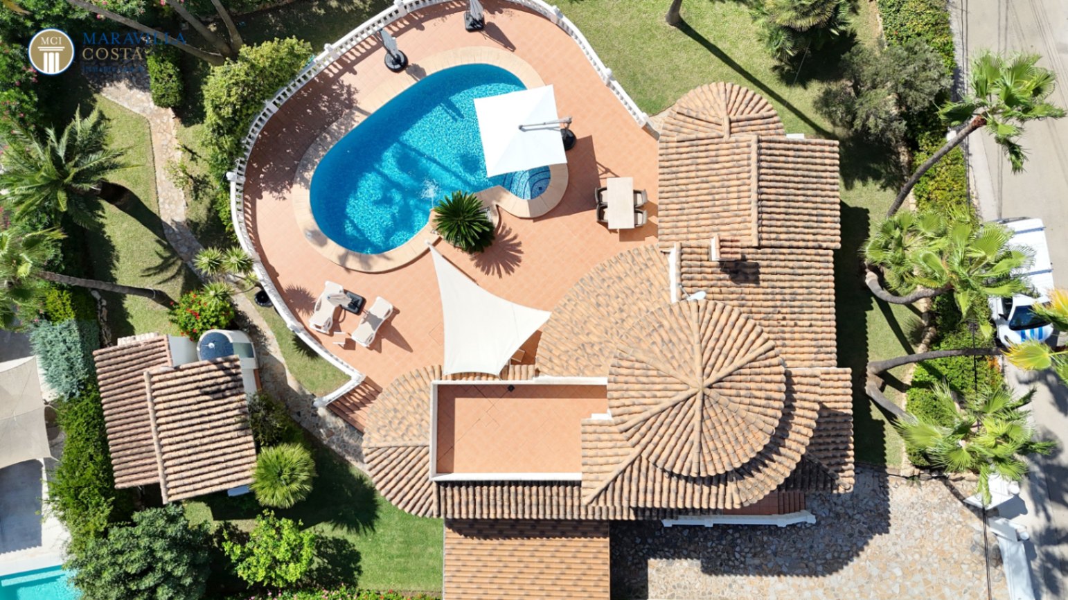Stilvolle Villa mit Meerblick, Gästehaus und privatem Poolbereich in Jávea